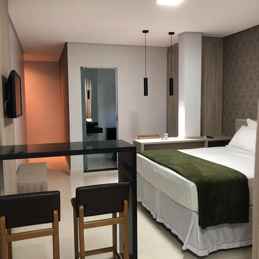 Center Apart Hotel Barreiras  Extérieur photo